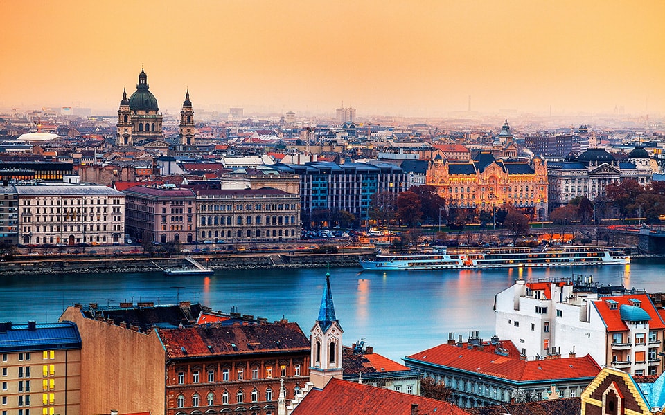 Assicurazione medica, bagaglio e annullamento per viaggio a Budapest